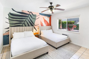 The Nook Hollywood few steps away from the Beach with pool and Free Parking